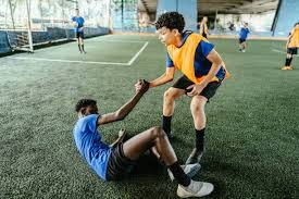 快船雄鹿达成6换1交易，仅一夜小卡字母哥联手争冠！